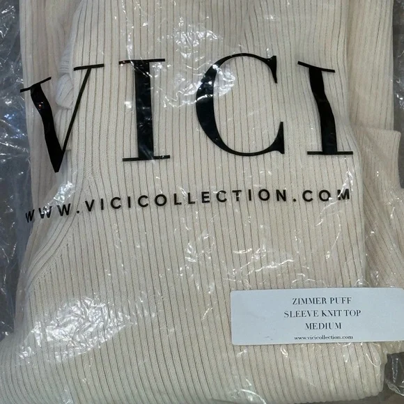 Vici Puff Sleeve Top - Picture 8 of 8